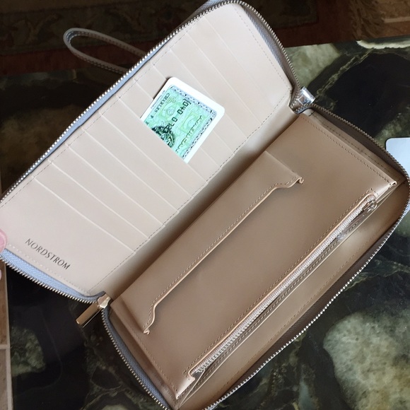 Nordstrom Croc Embossed Zip Around Wallet/New - Picture 3 of 6